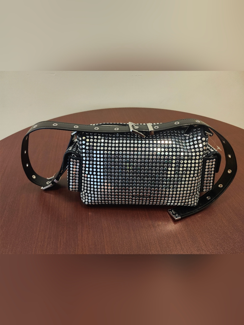 NWT Michael Kors Black/Silver Dakota MEDIUM Convertible Pocket Crossbody Bag - Picture 2 of 12
